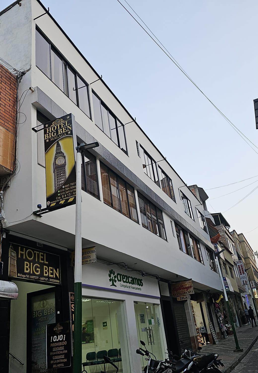 Hotel Big Ben Malaga Santander Zewnętrze zdjęcie